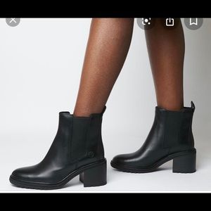 Timberland Women’s Sienna High Chelsea Boot